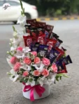 send-pink-roses-chocolate-bouquet-online