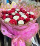 red-roses-bouquet-with-white-flowers-for-delivery