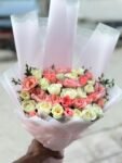 send-pink-yellow-roses-bouquet-online
