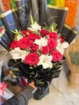 send-red-roses-white-gladiolus-bouquet-online