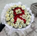 custom-red-white-roses-bouquet-with-letters