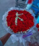 red-roses-bouquet-with-custom-letters-white-flowers-happy-birthday