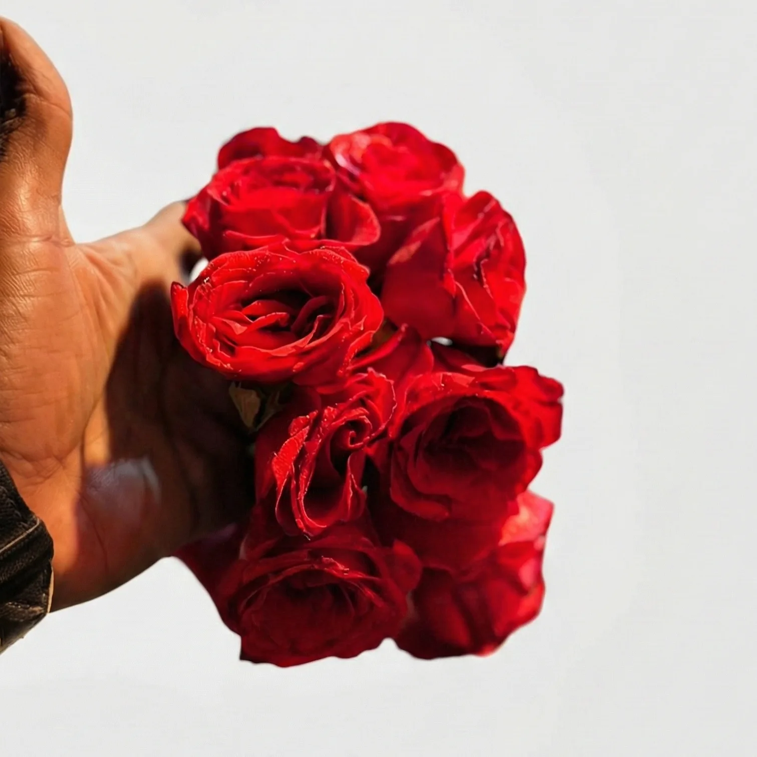 red-rose-hand-gajra-fresh-flower-mehndi-wedding-fsd