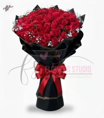 Valentine Red Roses Bouquet – Romantic Valentine Flowers in Faisalabad