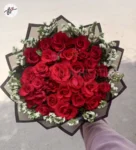 premium-red-rose-bouquet-white-craze-black-wrapping
