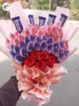 currency-notes-bouquet-with-flowers-chocolates