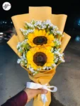 buy-sunflower-bouquet-faisalabad-small-statice-arrangement